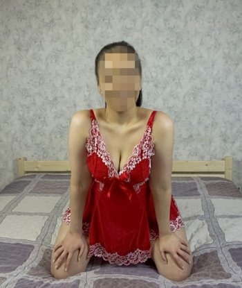 Живу в Москве, и могу предложить тебе широкий спектр услуг, которые удовлетворят все твои желания. За мной заскучать не придется, ведь я могу быть страстной и нежной одновременно. Мое опытное тело искусно изогнется в самых сексуальных позах, а эротический массаж оправдает все твои ожидания. У меня отличные отзывы, и мои фото говорят сами за себя. Так что, жду тебя, чтобы погрузиться в мир удовольствия и наслаждения. 💋💃🔥 Лидия